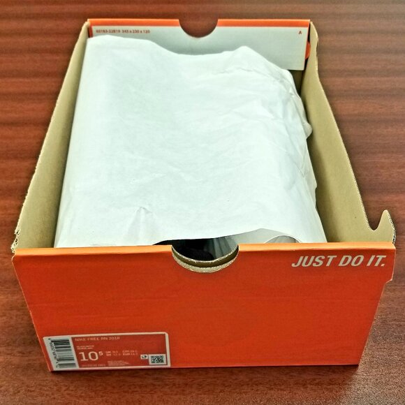 Nike Men's Free Run 2018 Black/White Running Shoes - Picture 2 of 6